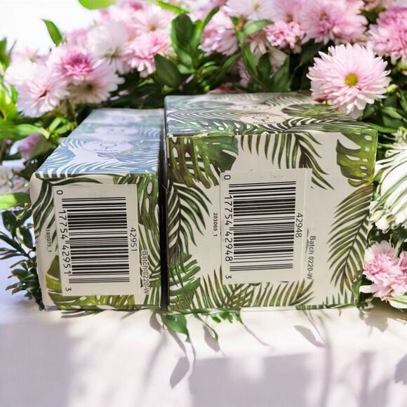 LIQUE -WOMAN OWNED Lip Masque &  Rejuvenating Lip Scrub NEW IN BOX - Picture 5 of 6